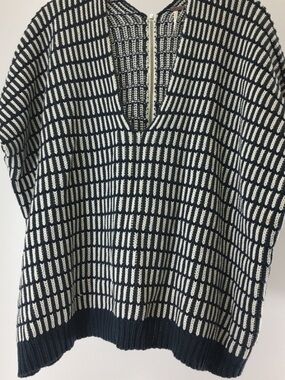 Free People Navy and White Patterned Knit oversized Sweater